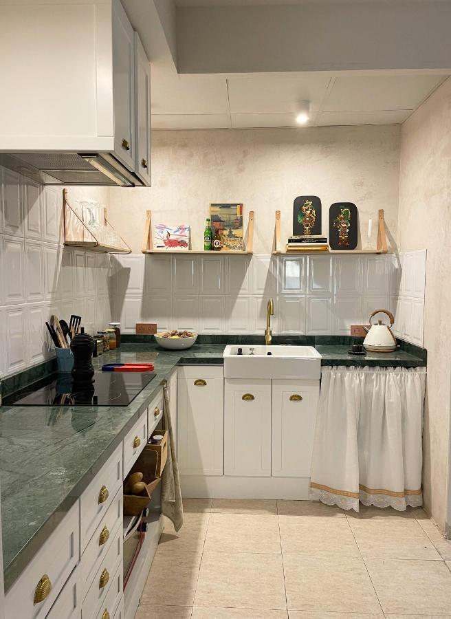 Serva La Bari Studio Seville Luaran gambar