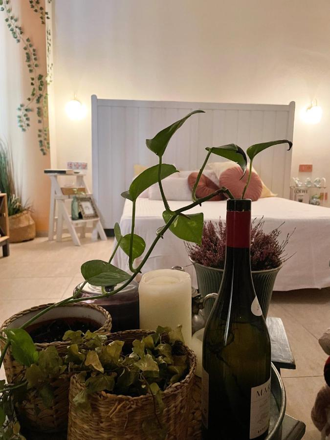 Serva La Bari Studio Seville Luaran gambar