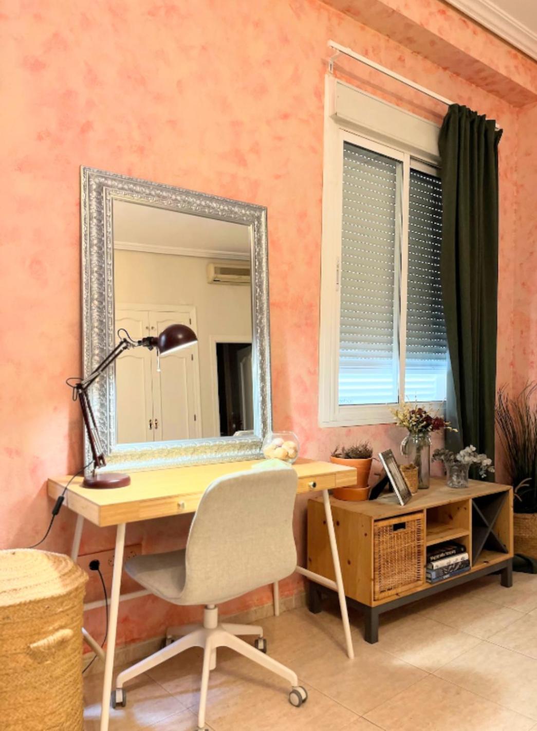 Serva La Bari Studio Seville Luaran gambar